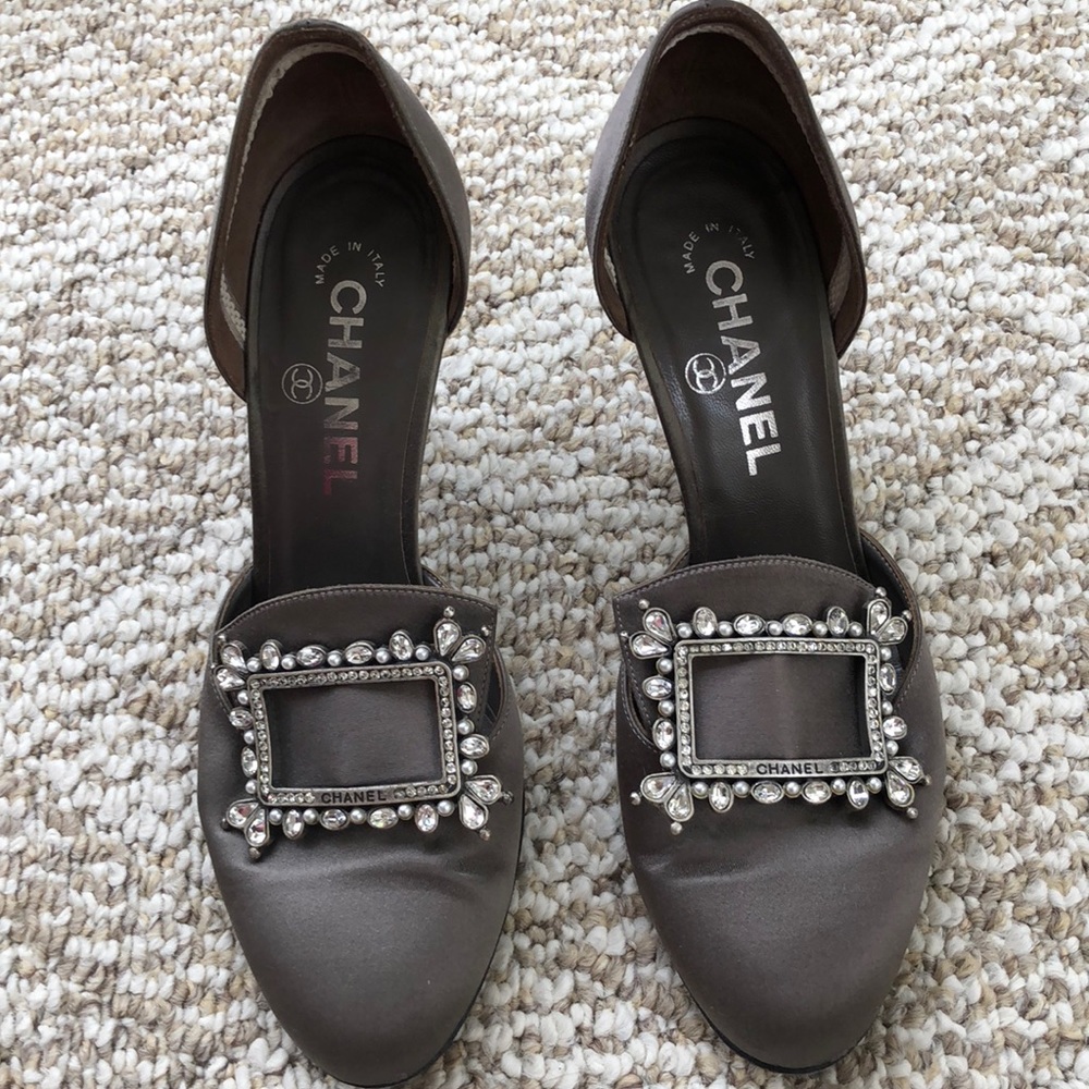 Beautiful Chanel pumps